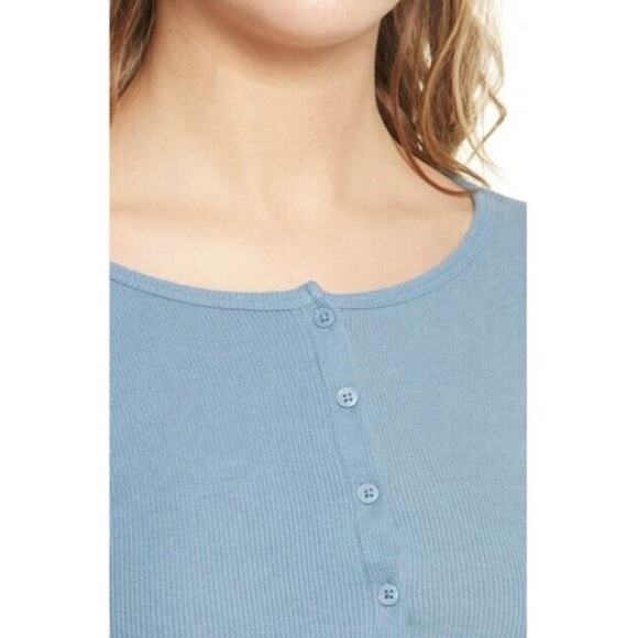 BP. Women's Button Front Long Sleeve Crop Top in Blue Mirage Medium MSRP $35 - Picture 2 of 4